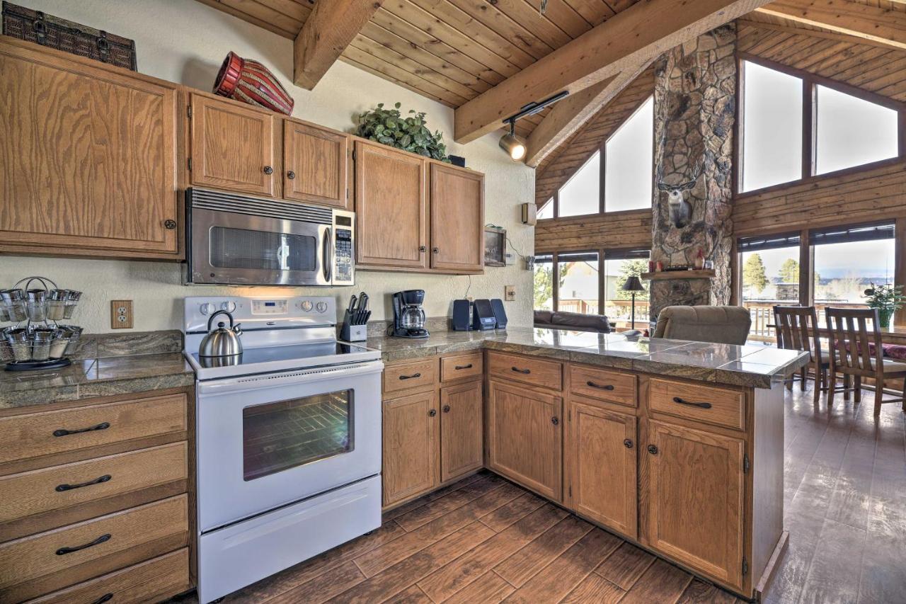 Rustic Village Lake Cabin Escape With Deck And Grill! Пагоса-Спрингс Экстерьер фото